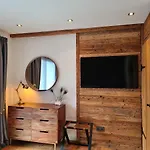 Residenz5360 *